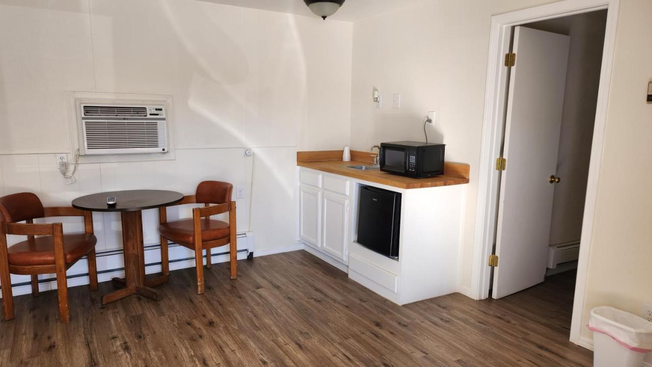 Golden Arrow Motel Ламар Экстерьер фото